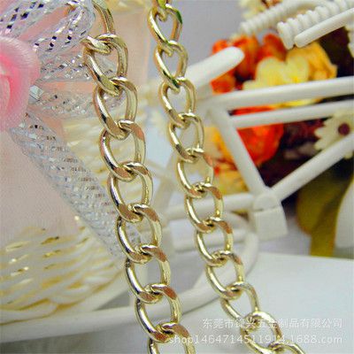 金属足球网-足球（中国）
铁磨链 浅金色电镀箱包足球网-足球（中国）
  - 3